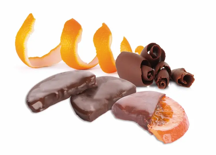 Naranjas confitadas baadas en Chocolate